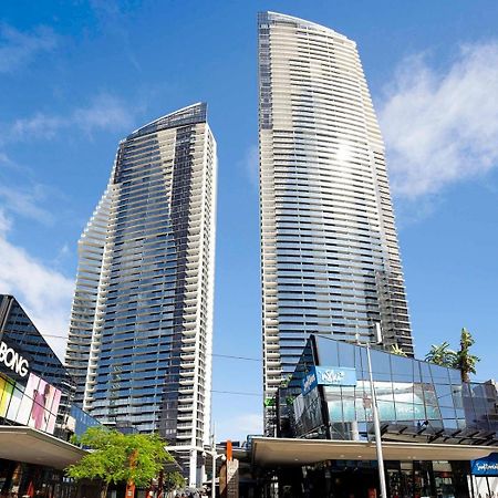 Circle On Cavill - Self Contained & Privately Managed Apartments - Wow Stay Gold Coast Exterior photo